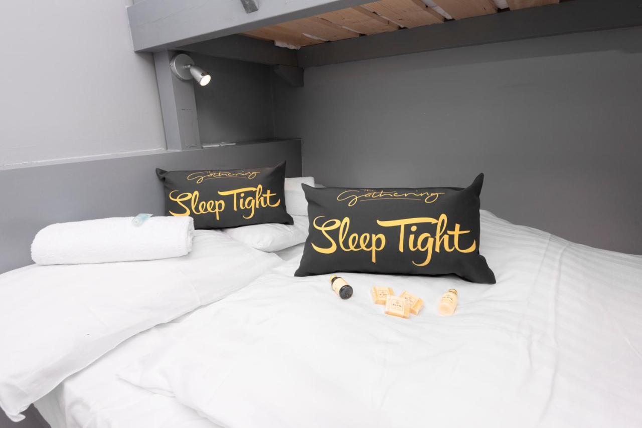 Wrexham Central Stay - Apartment Six מראה חיצוני תמונה